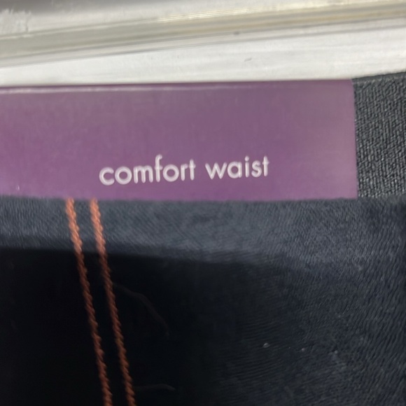 Ava & Viv Cropped Pants - Picture 10 of 16